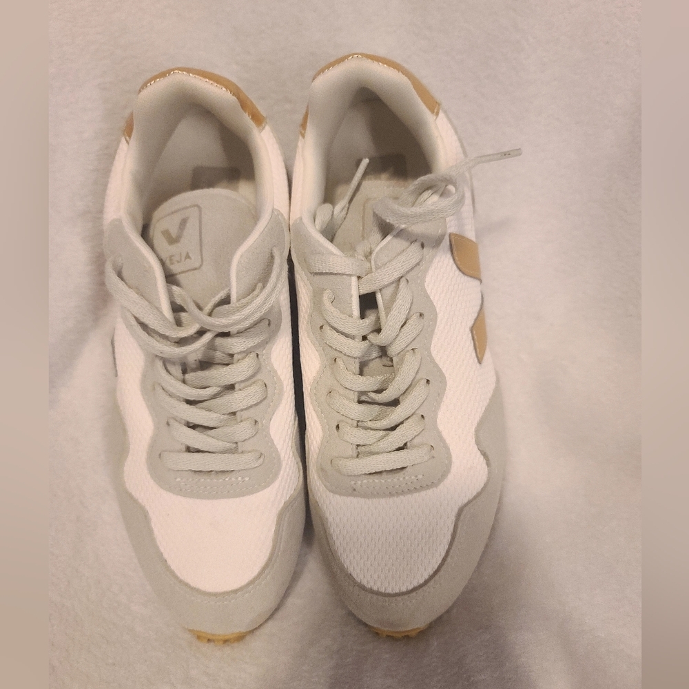 Veja Women's Sneakers in White, Light Gray & Gold - Picture 3 of 5